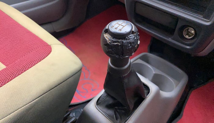 2010 Maruti Alto K10 VXI, Petrol, Manual, 41,987 km, Gear lever - Knob cover torn