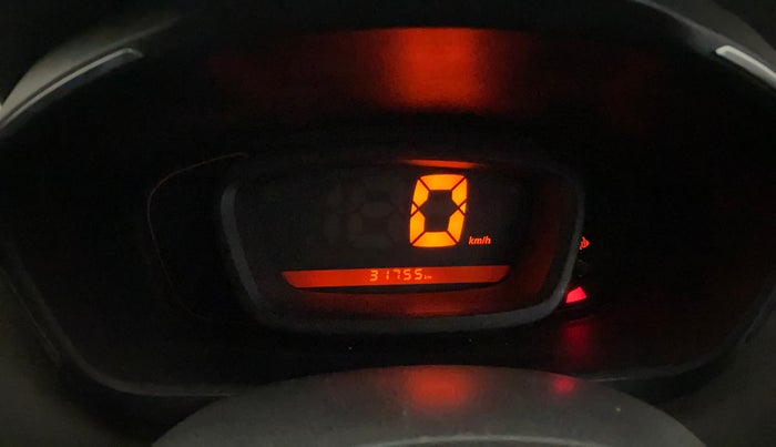 2016 Renault Kwid RXT 0.8, Petrol, Manual, 31,737 km, Odometer Image