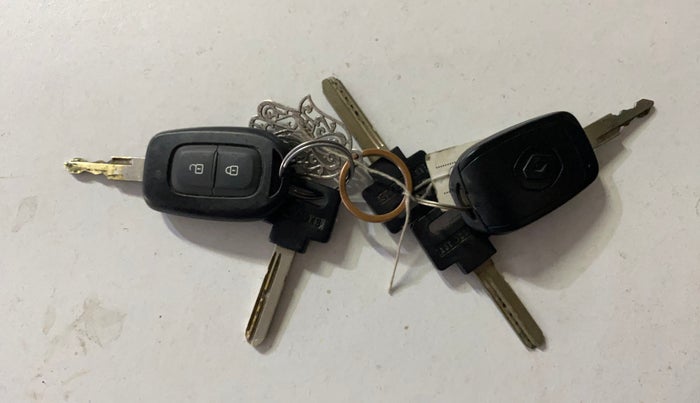 2016 Renault Kwid RXT 0.8, Petrol, Manual, 31,737 km, Key Close Up