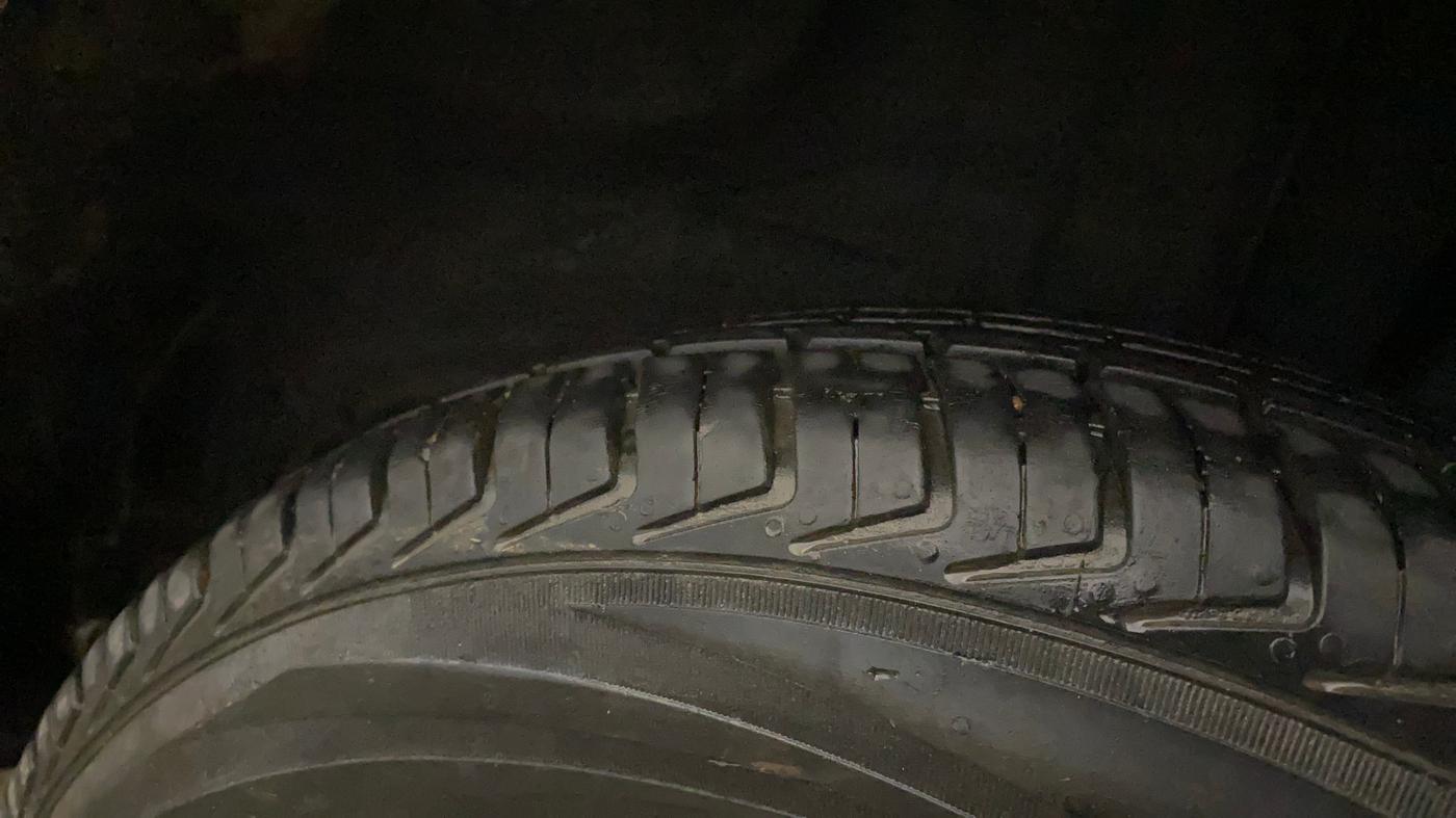 2016 Renault Kwid RXT 0.8, Petrol, Manual, 31,737 km, Left Rear Tyre Tread