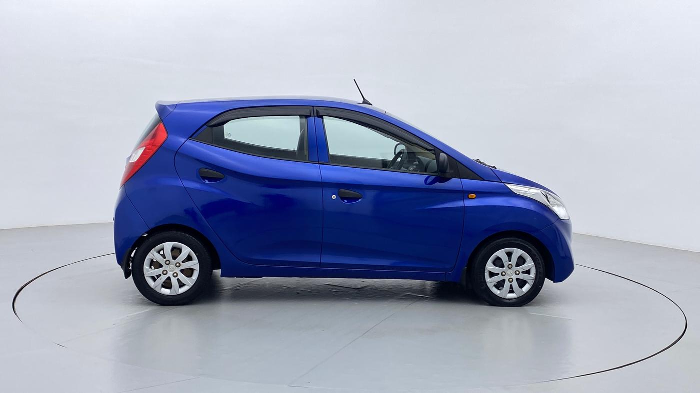 2015 Hyundai Eon MAGNA PLUS, Petrol, Manual, 29,128 km, Right Side View