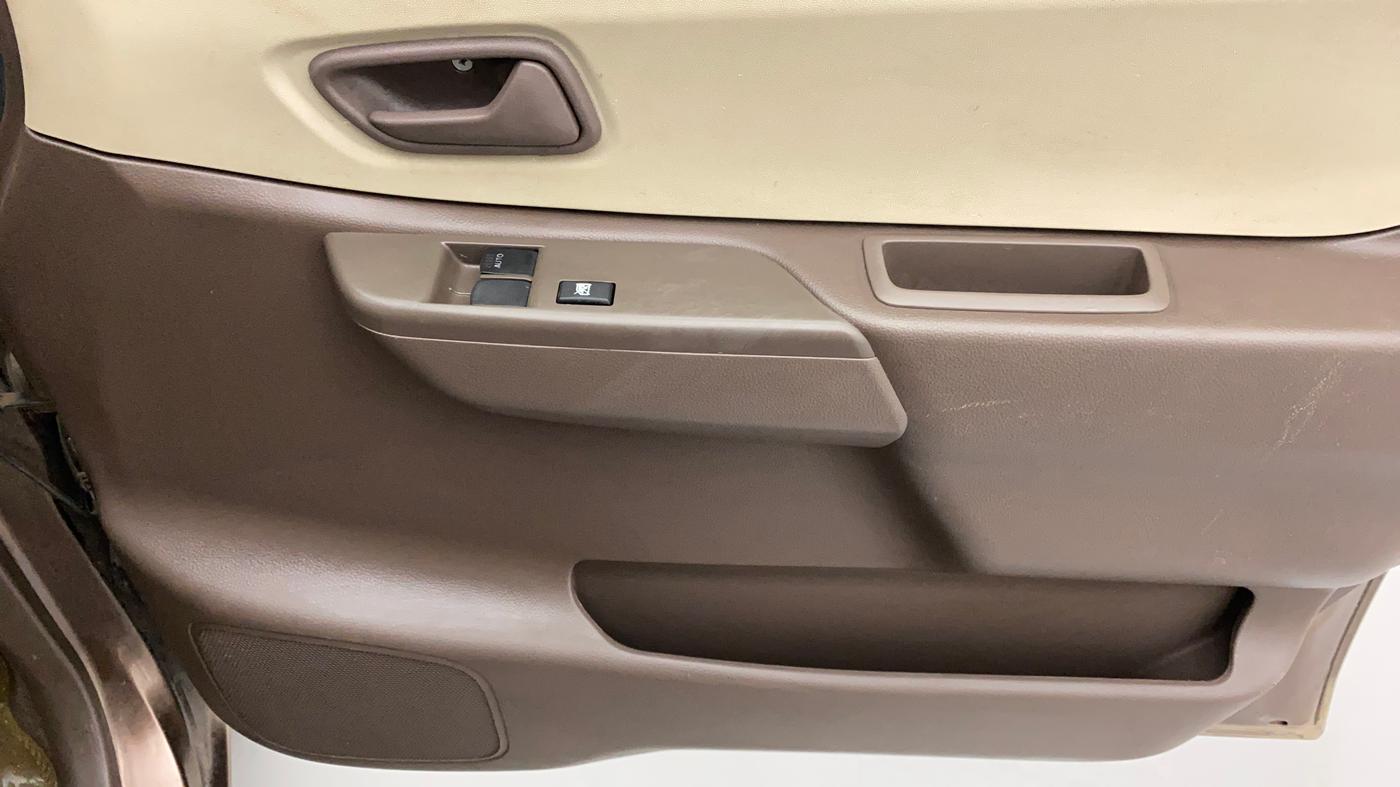 2013 Maruti Zen Estilo LXI, Petrol, Manual, 52,164 km, Driver Side Door Panels Control