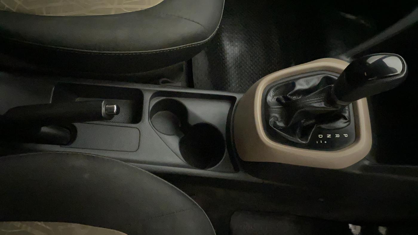 2014 Hyundai Grand i10 ASTA AT 1.2 KAPPA VTVT, Petrol, Automatic, 82,034 km, Gear Lever