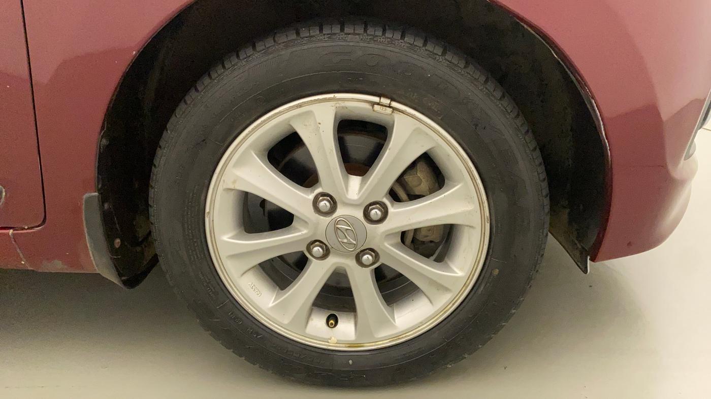 2014 Hyundai Grand i10 ASTA AT 1.2 KAPPA VTVT, Petrol, Automatic, 82,034 km, Right Front Wheel