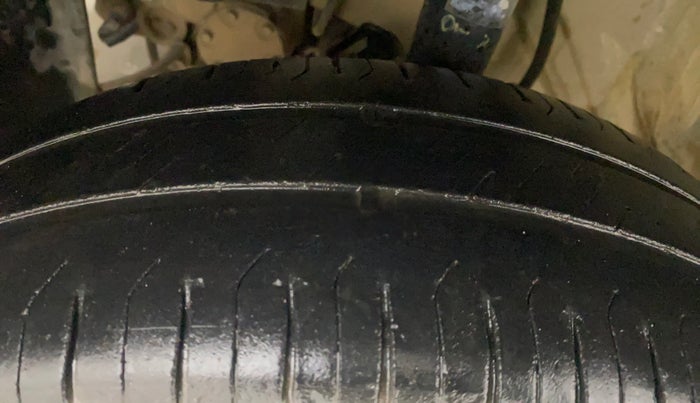 2014 Datsun Go T, Petrol, Manual, 59,457 km, Left Front Tyre Tread