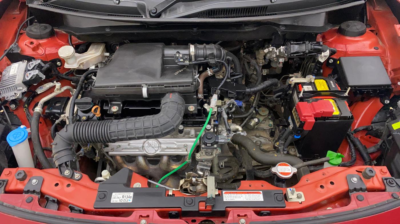 2022 Maruti Dzire ZXI CNG, CNG, Manual, 16,696 km, Open Bonet