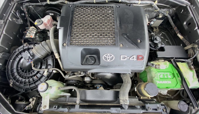 2014 Toyota Fortuner 3.0 4X2 MT, Diesel, Manual, 91,733 km, Open Bonet