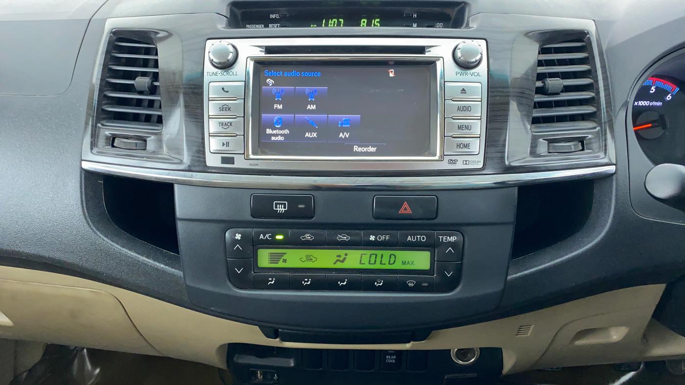 2014 Toyota Fortuner 3.0 4X2 MT, Diesel, Manual, 91,733 km, Air Conditioner