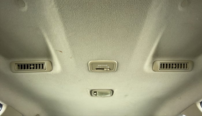 2014 Toyota Fortuner 3.0 4X2 MT, Diesel, Manual, 91,733 km, Rear AC Vents