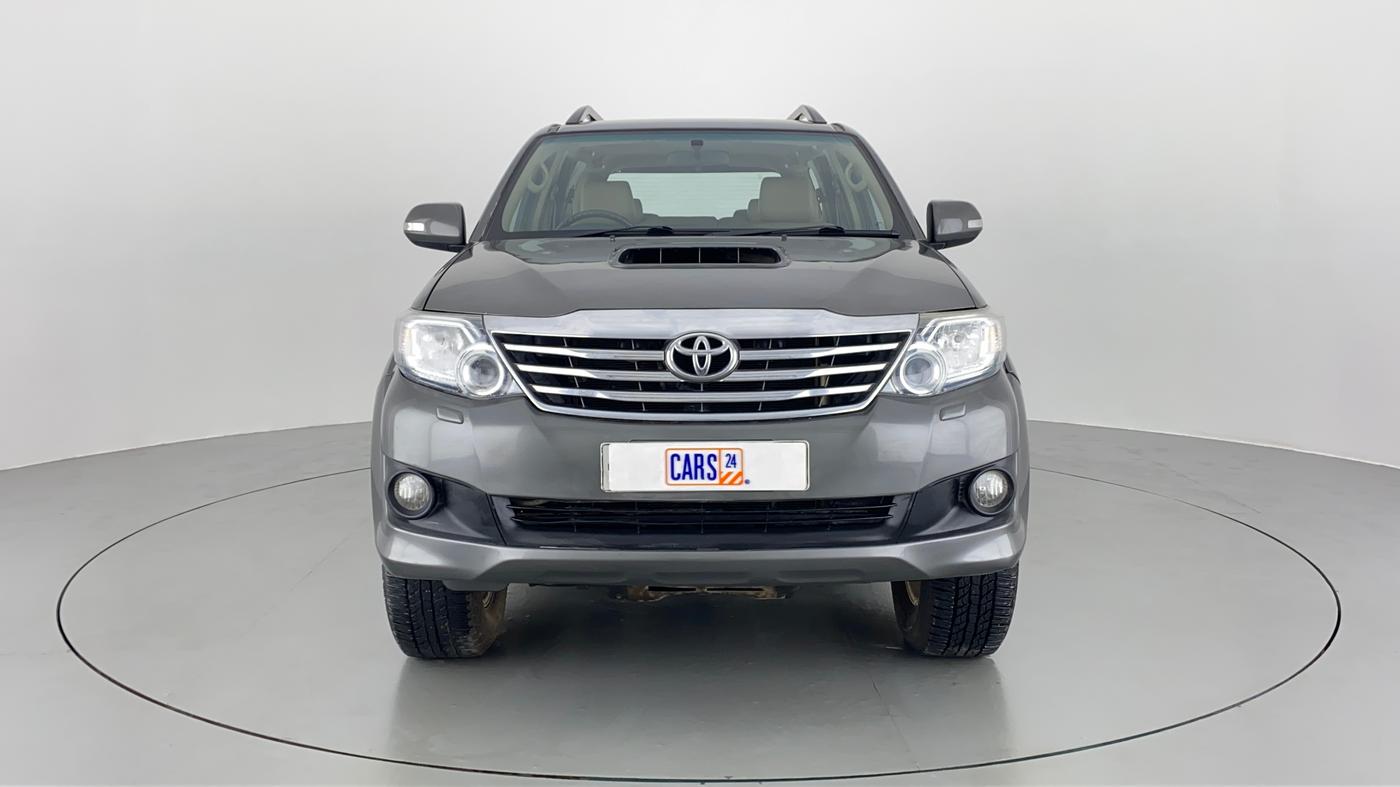 2014 Toyota Fortuner 3.0 4X2 MT, Diesel, Manual, 91,733 km, Front