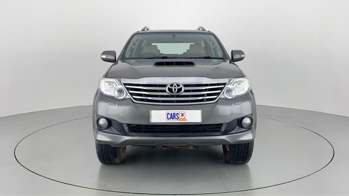 2014 Toyota Fortuner 3.0 4X2 MT, Diesel, Manual, 91,733 km, Front