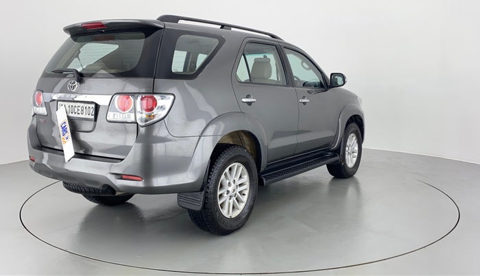 2014 Toyota Fortuner 3.0 4X2 MT, Diesel, Manual, 91,733 km, Right Back Diagonal