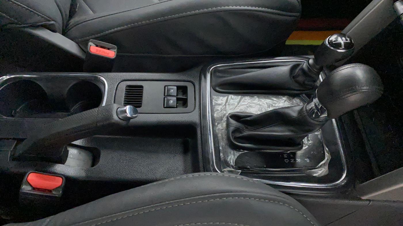2021 Mahindra Thar LX PETROL HT 4WD AT, Petrol, Automatic, 9,713 km, Gear Lever