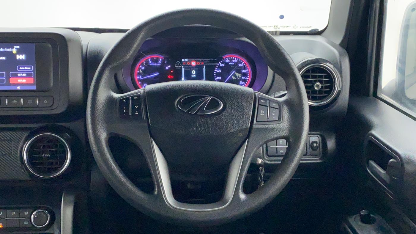 2021 Mahindra Thar LX PETROL HT 4WD AT, Petrol, Automatic, 9,713 km, Steering Wheel Close Up