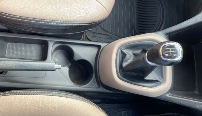 2015 Hyundai Grand i10 SPORTZ 1.2 KAPPA VTVT, Petrol, Manual, 1,44,319 km, Gear Lever