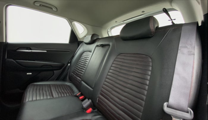2020 KIA SONET GTX PLUS DCT 1.0, Petrol, Automatic, 15,254 km, Right Side Rear Door Cabin