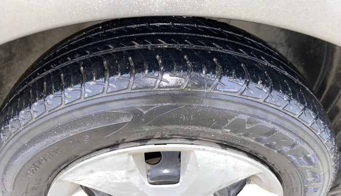 2021 Maruti New Wagon-R ZXI 1.2, Petrol, Manual, 57,377 km, Right Front Tyre Tread