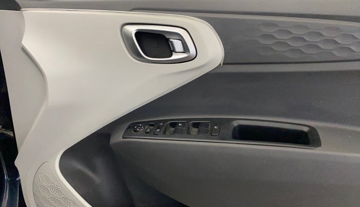 2020 Hyundai GRAND I10 NIOS SPORTZ 1.2 KAPPA VTVT, Petrol, Manual, 49,634 km, Driver Side Door Panels Control