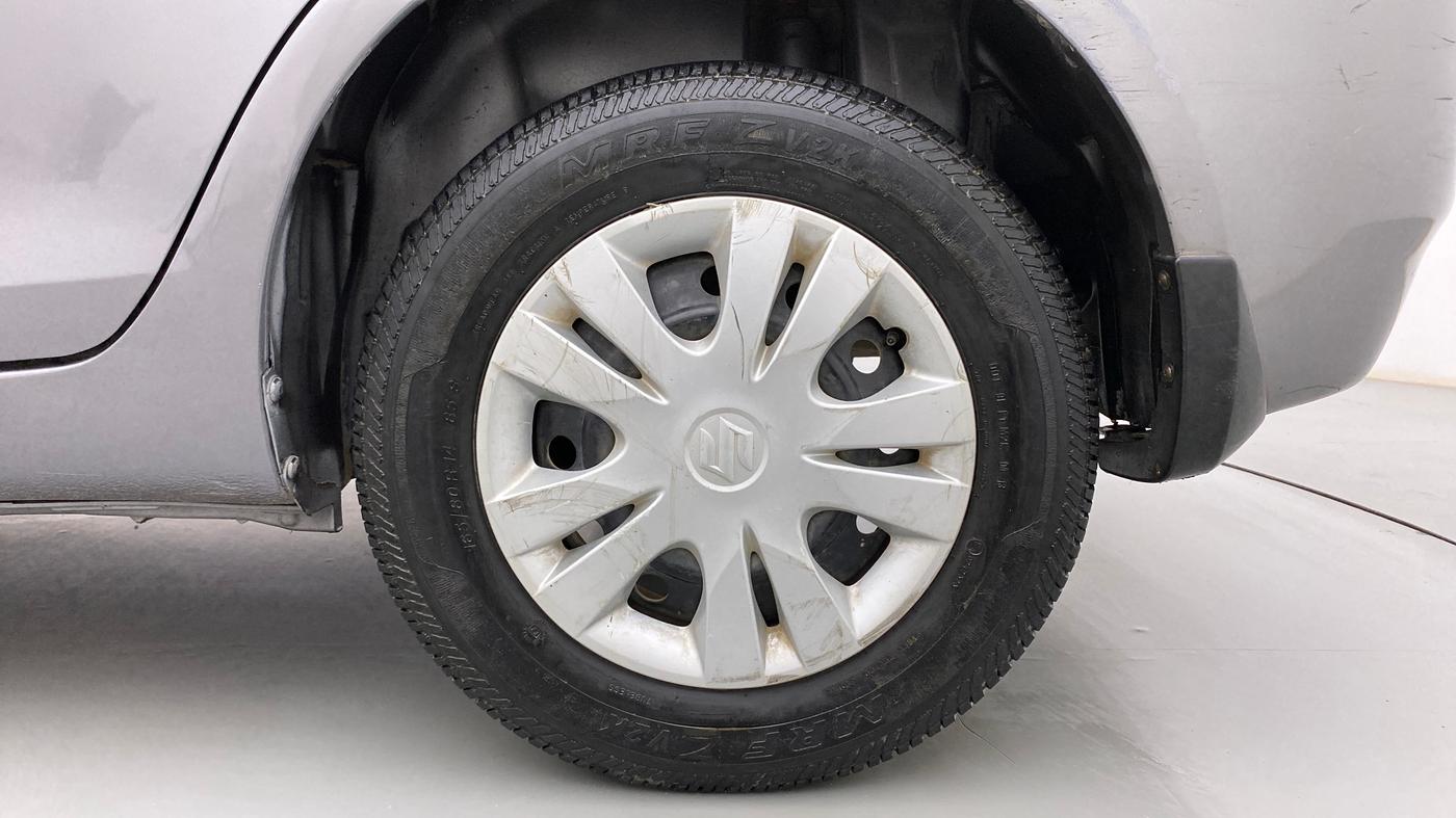 2013 Maruti Swift Dzire VXI, Petrol, Manual, 38,523 km, Left Rear Wheel