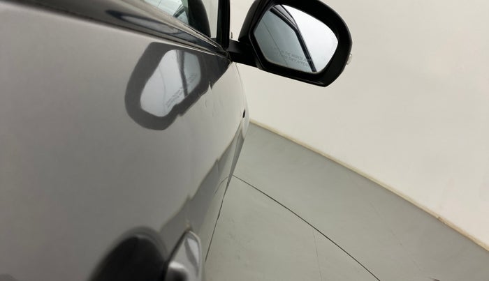 2013 Maruti Swift Dzire VXI, Petrol, Manual, 38,523 km, Driver-side door - Slightly dented