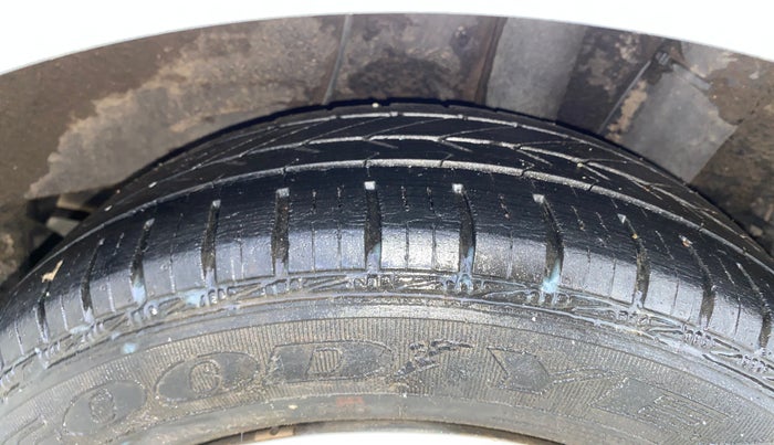 2019 Hyundai Xcent S 1.2, Petrol, Manual, 33,914 km, Left Rear Tyre Tread