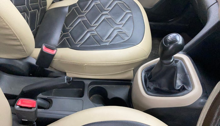 2019 Hyundai Xcent S 1.2, Petrol, Manual, 33,914 km, Gear Lever