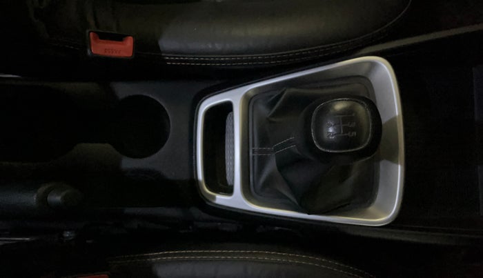 2021 Hyundai VENUE S 1.2, Petrol, Manual, 11,356 km, Gear Lever