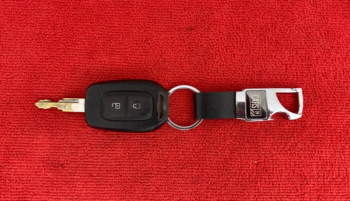 2019 Renault Kwid CLIMBER 1.0 AMT, Petrol, Automatic, 71,238 km, Key Close Up