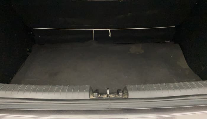 2018 Hyundai Elite i20 MAGNA EXECUTIVE 1.2, Petrol, Manual, 78,391 km, Boot Inside