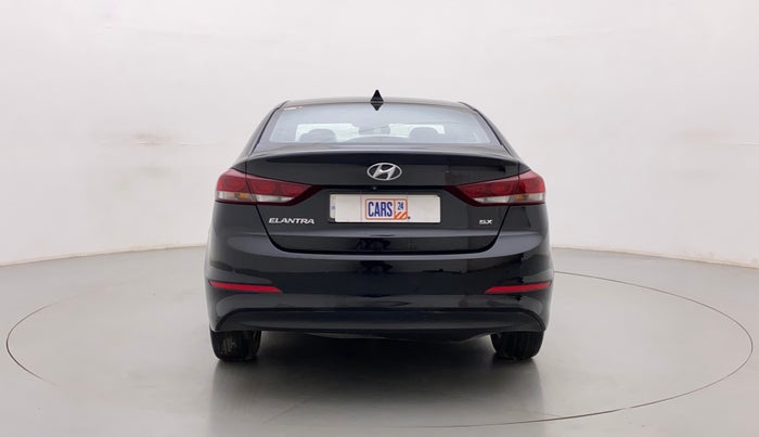 2017 Hyundai New Elantra 2.0 SX AT PETROL, Petrol, Automatic, 1,00,502 km, Back/Rear