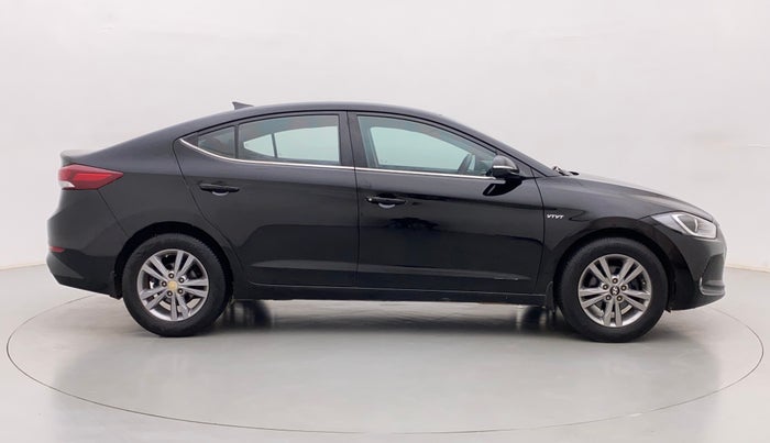 2017 Hyundai New Elantra 2.0 SX AT PETROL, Petrol, Automatic, 1,00,502 km, Right Side View