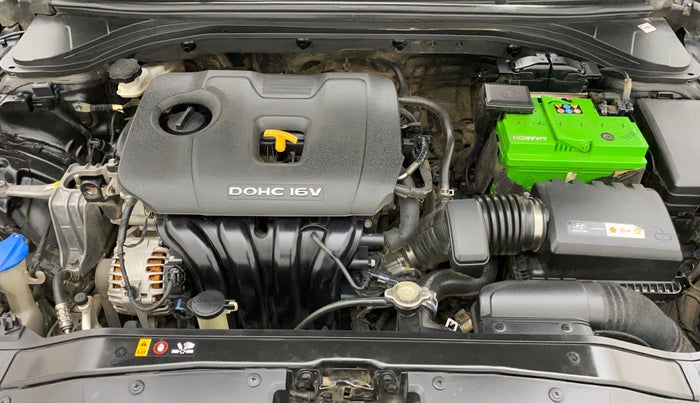 2017 Hyundai New Elantra 2.0 SX AT PETROL, Petrol, Automatic, 1,00,502 km, Open Bonet