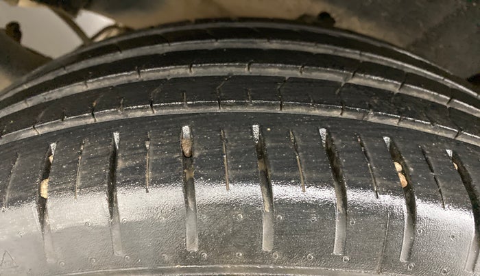 2019 Maruti Baleno ALPHA CVT PETROL 1.2, Petrol, Automatic, 26,674 km, Right Rear Tyre Tread
