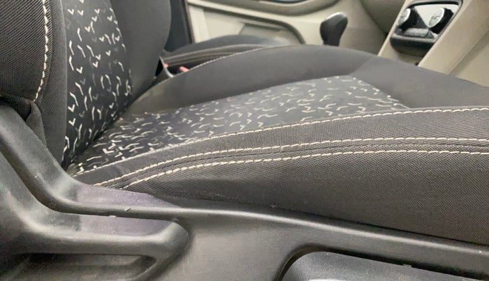 2022 Tata Tiago XZ PLUS CNG, CNG, Manual, 35,137 km, Driver Side Adjustment Panel