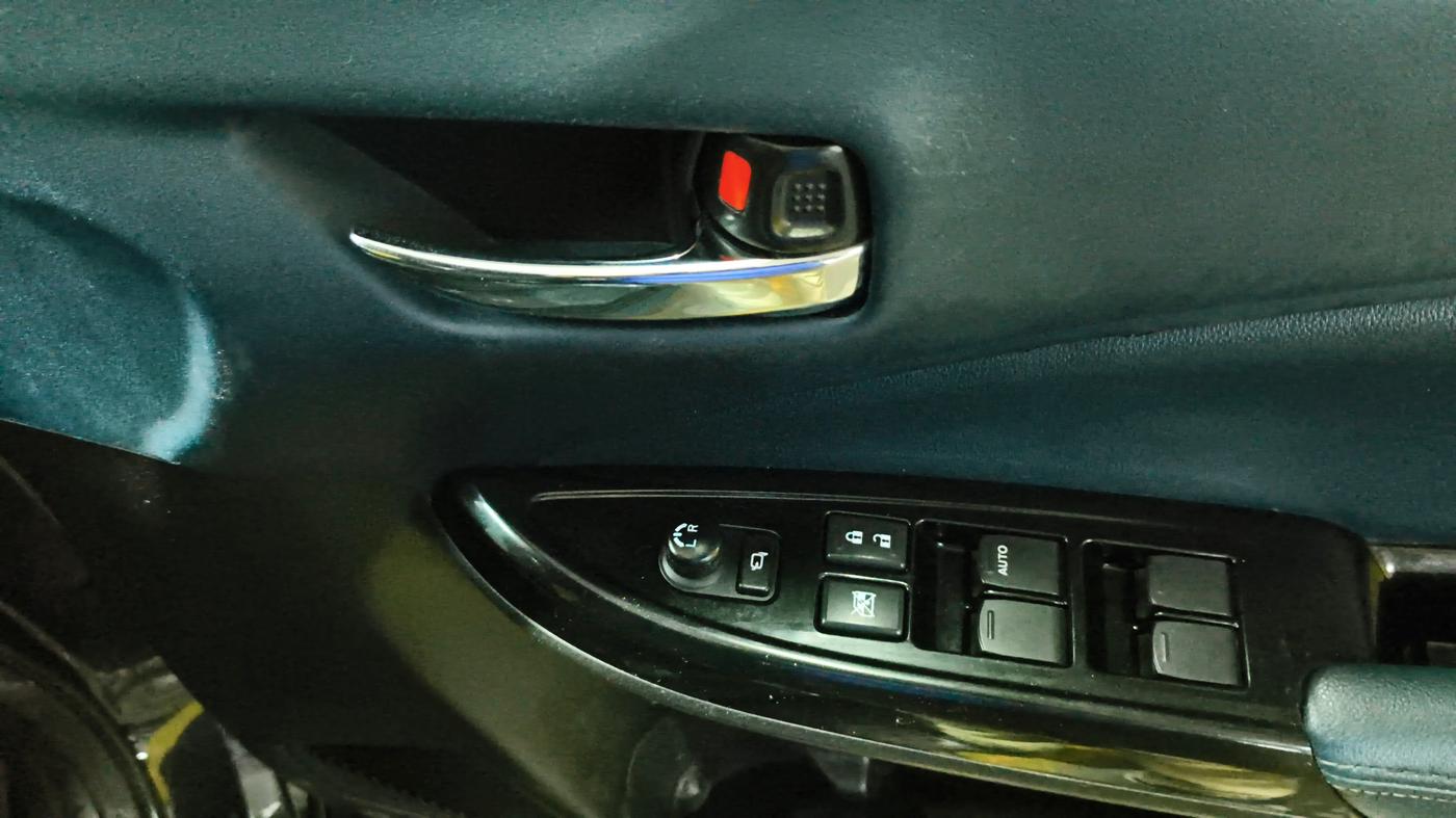 2024 Maruti Baleno  ZETA CNG 1.2L, CNG, Manual, 58,780 km, Driver Side Door Panels Control