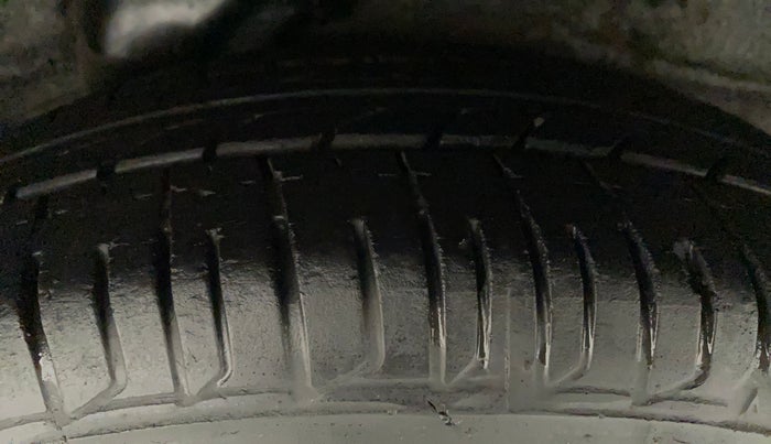 2011 Hyundai i10 SPORTZ 1.2, Petrol, Manual, 54,234 km, Left Rear Tyre Tread