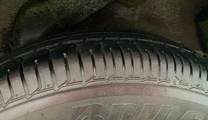 2014 Hyundai i10 SPORTZ 1.1, Petrol, Manual, 39,040 km, Left Rear Tyre Tread