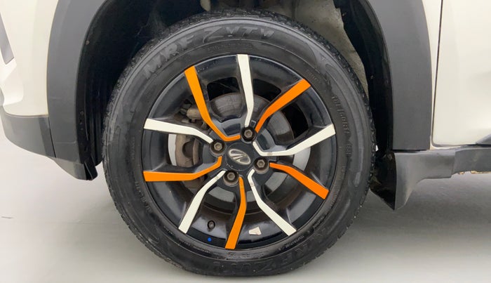 2018 Mahindra KUV 100 NXT K8 D 6 SEATER, Diesel, Manual, 20,768 km, Left Front Wheel