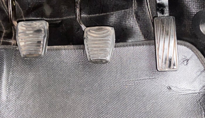 2018 Mahindra KUV 100 NXT K8 D 6 SEATER, Diesel, Manual, 20,768 km, Pedals