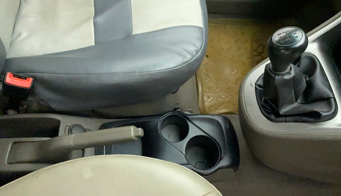 2012 Hyundai i10 ERA 1.1 IRDE, Petrol, Manual, 51,303 km, Gear Lever