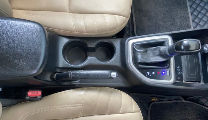 2018 Hyundai Creta SX 1.6 PETROL, Petrol, Manual, 1,23,472 km, Gear Lever