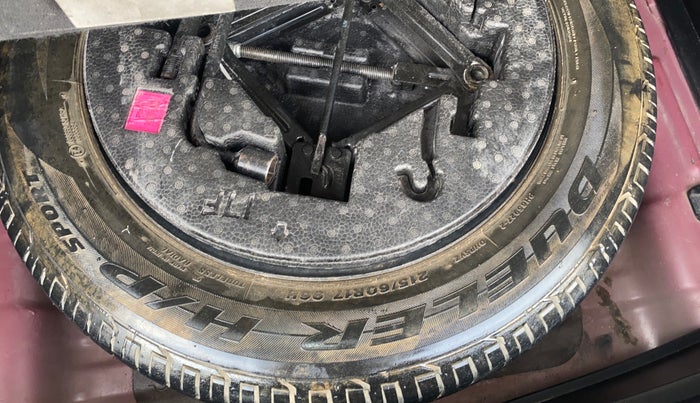 2018 Hyundai Creta SX 1.6 PETROL, Petrol, Manual, 1,23,472 km, Spare Tyre