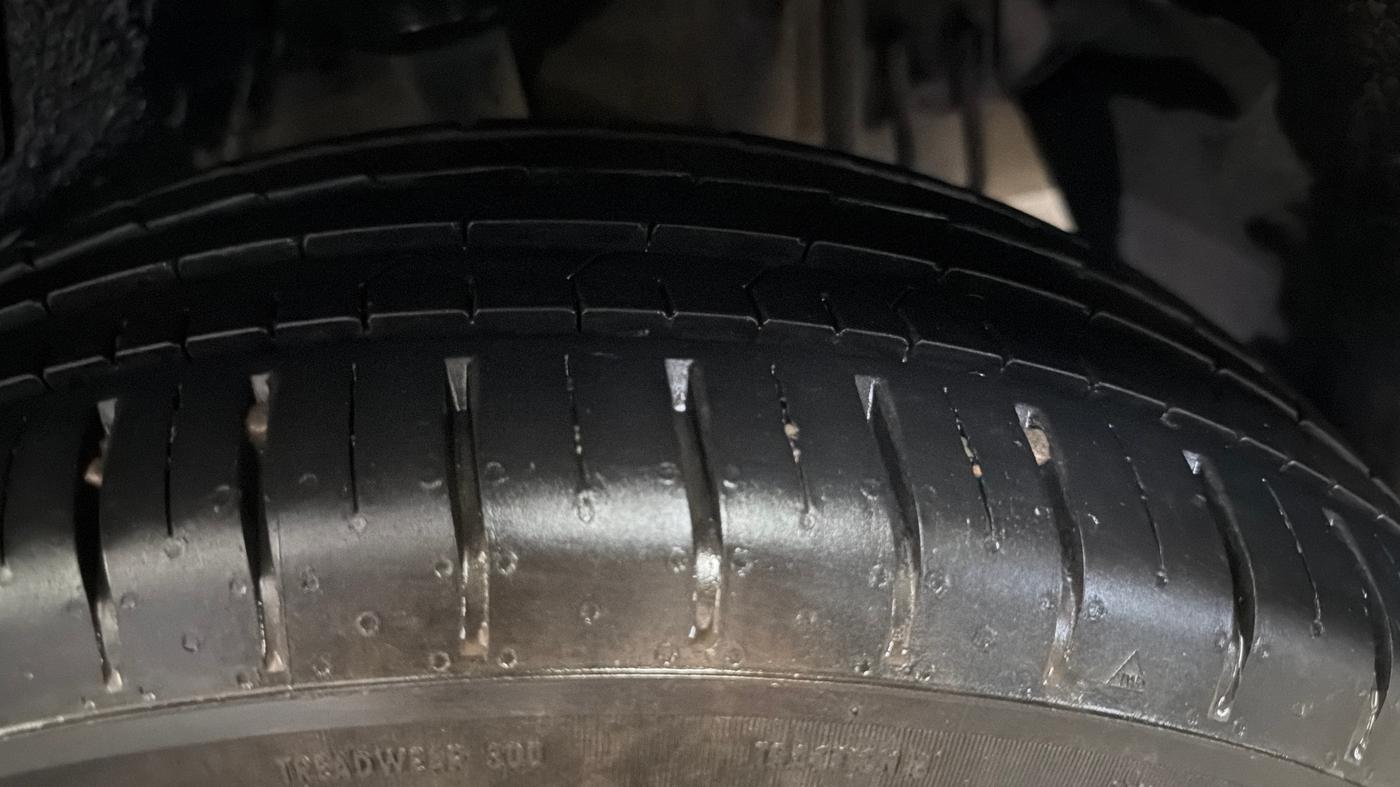 2020 Tata NEXON XM PETROL, Petrol, Manual, 65,255 km, Left Rear Tyre Tread