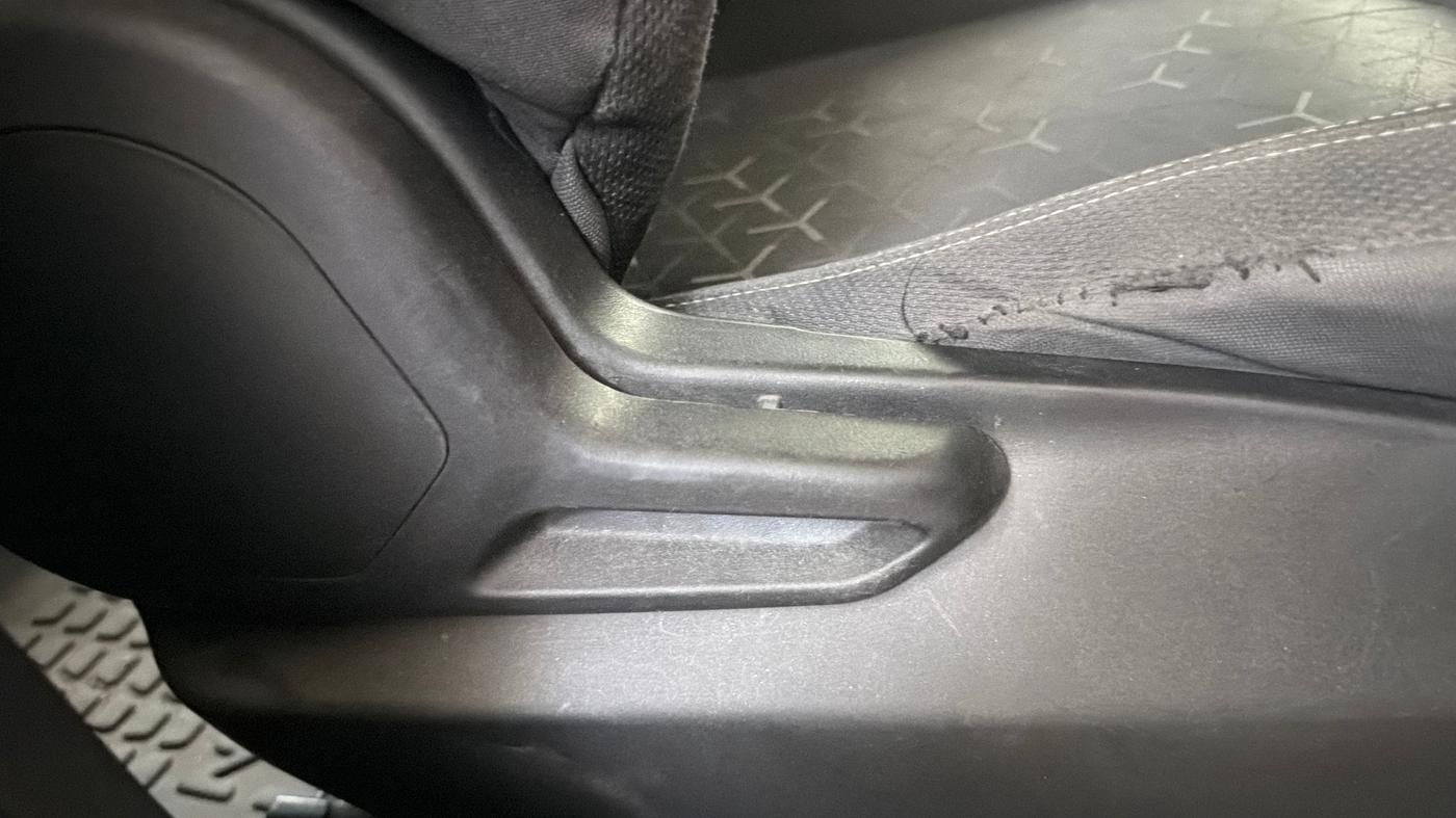 2020 Tata NEXON XM PETROL, Petrol, Manual, 65,255 km, Driver Side Adjustment Panel
