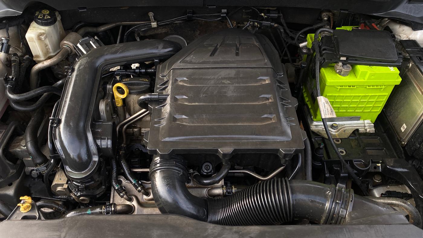 2021 Volkswagen TAIGUN TOPLINE 1.0 TSI AT, Petrol, Automatic, 44,429 km, Engine View