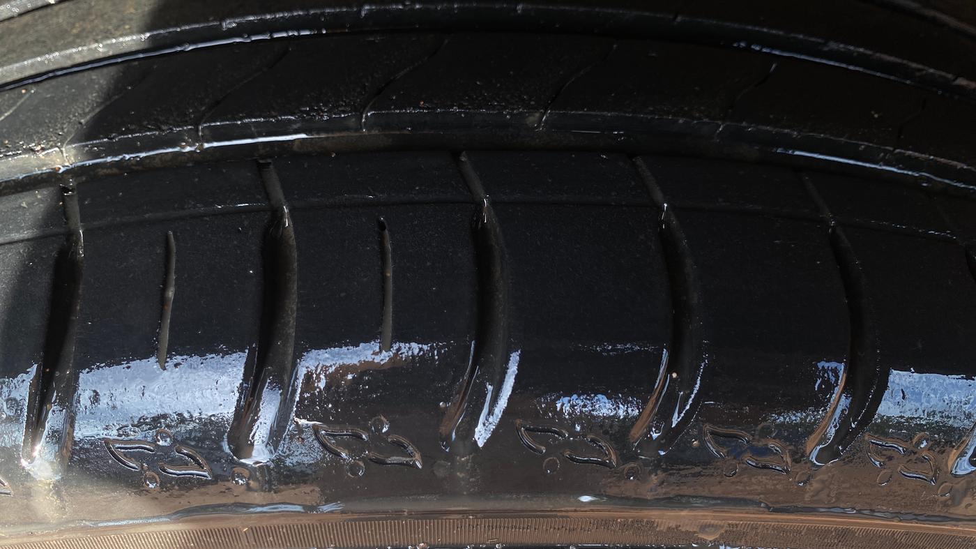 2021 Volkswagen TAIGUN TOPLINE 1.0 TSI AT, Petrol, Automatic, 44,429 km, Right Rear Tyre Tread