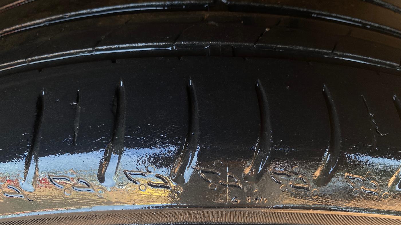 2021 Volkswagen TAIGUN TOPLINE 1.0 TSI AT, Petrol, Automatic, 44,429 km, Left Rear Tyre Tread