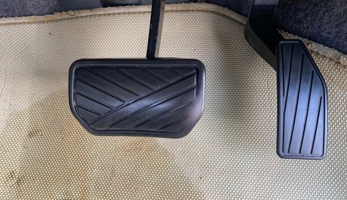 2014 Maruti Celerio VXI AMT, Petrol, Automatic, 1,09,207 km, Pedals