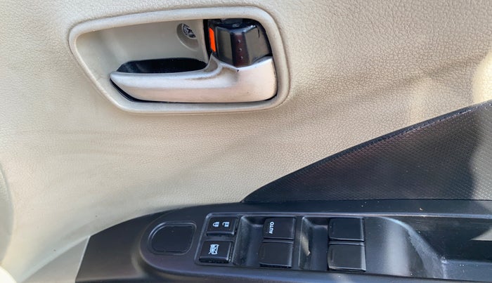 2014 Maruti Celerio VXI AMT, Petrol, Automatic, 1,09,207 km, Driver Side Door Panels Control