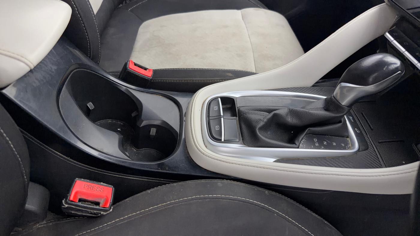 2024 MG ASTOR Select 1.5 CVT (Ivory), Petrol, Automatic, 49,289 km, Gear Lever